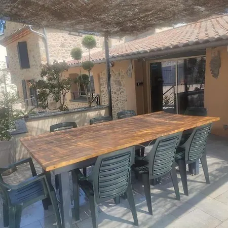 Maison En Pierre