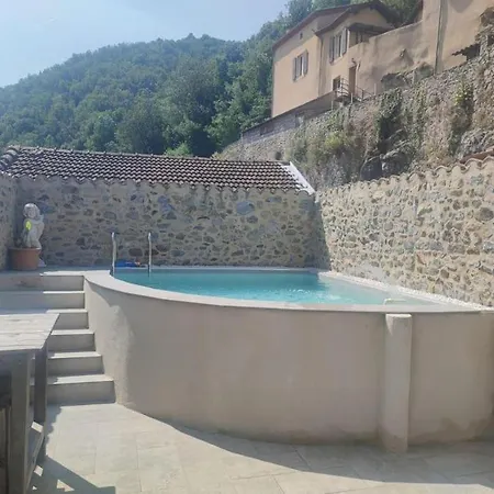 Vakantiehuis Maison En Pierre Vion (Ardeche)