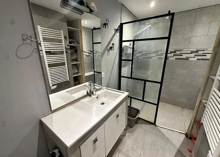 Maison En Pierre * Vion (Ardeche)